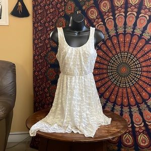 white lace dress